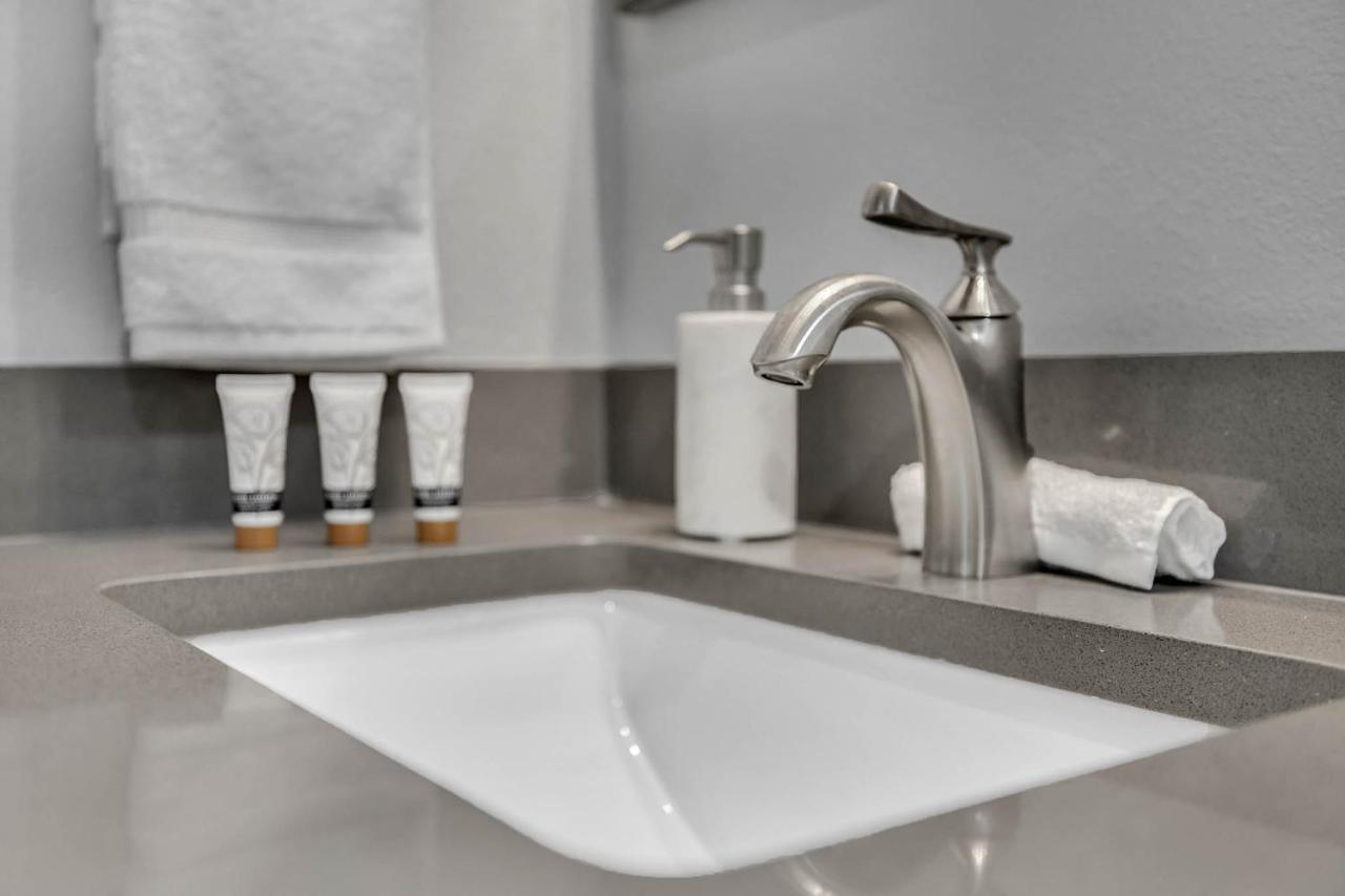 Апартаменты New 1/1 :Loft Minutes From Heart Of Tampa -Unit C Экстерьер фото